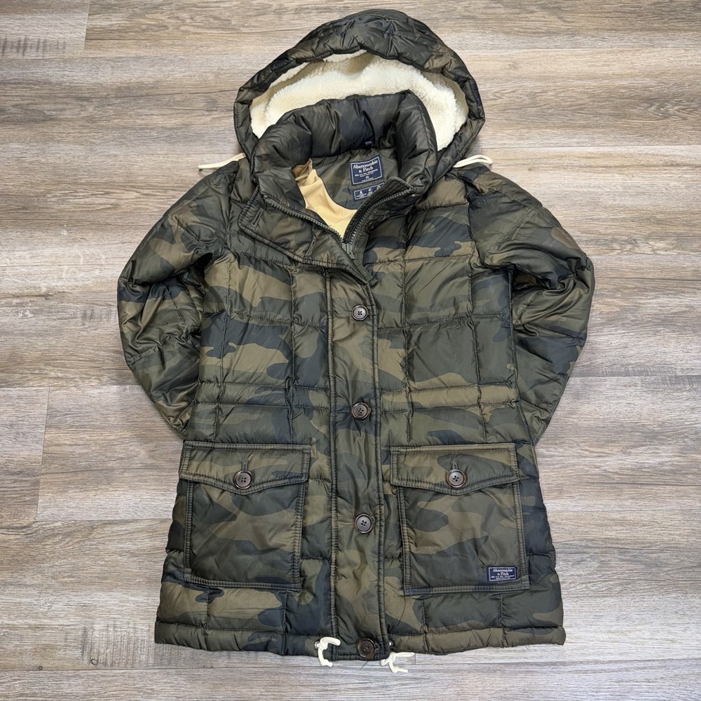Abercrombie & Fitch Olive Green Camouflage Down-Filled Puffer Jacket Womens XS